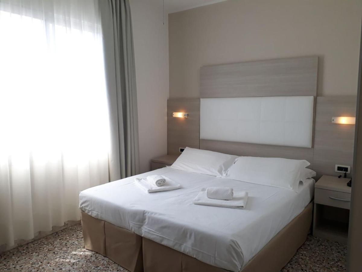Atenea Hotel
